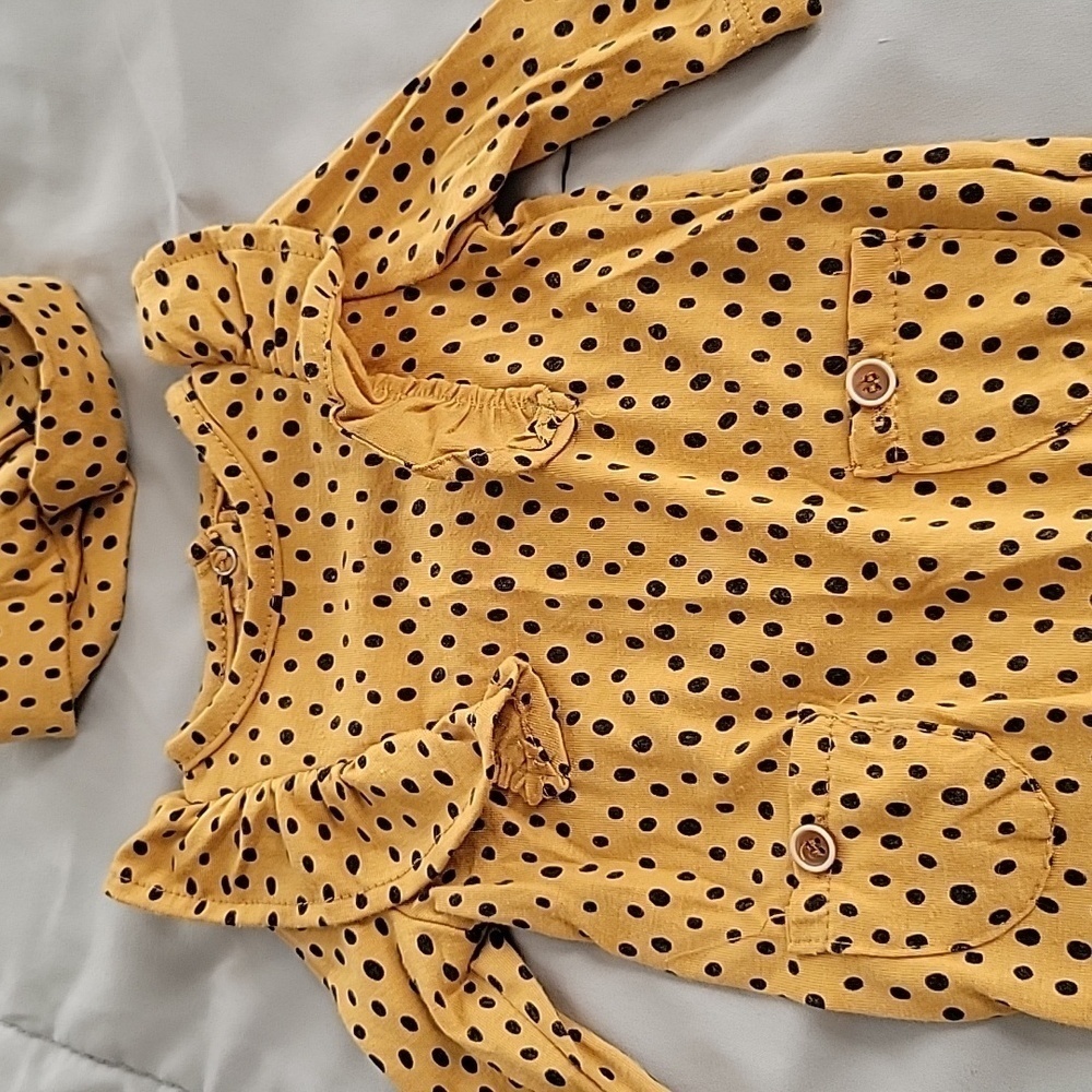 Jessica Simpson Baby Girl's Romper With Headband - Picture 4 of 11